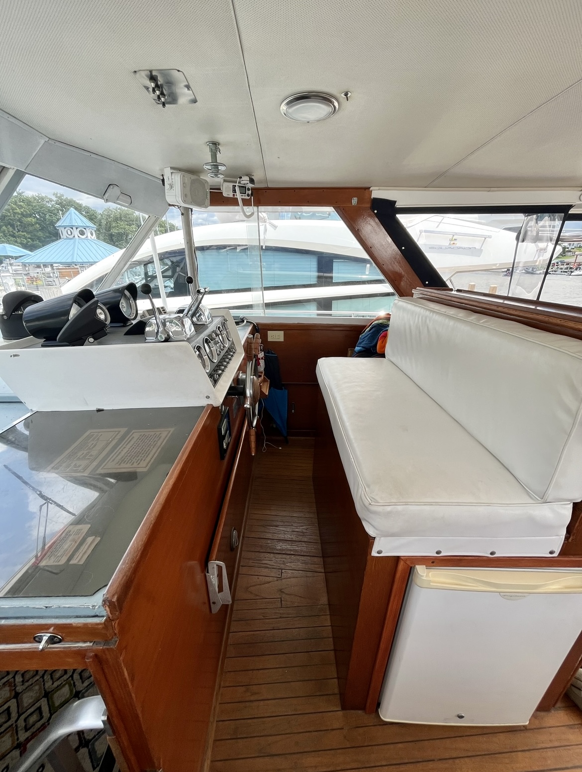 35 Ft Chris-Craft 1979 Catalina Under The Wire New, 48% OFF