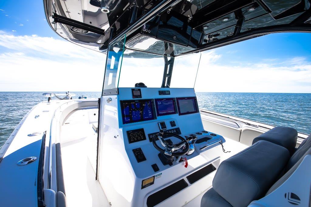 CAPE HORN 42 ダウン　CASABLANCA 白 Cape Horn Boats
