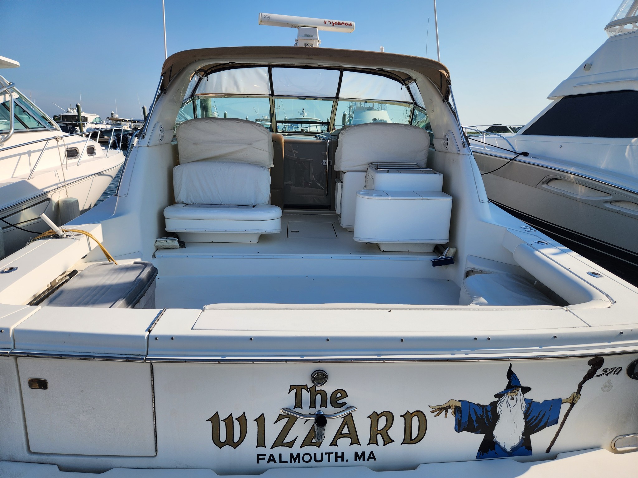 2024-25 秋冬新作  ハイブランドの 2000 Used Sea Boat - Falmouth 02536 Cruiser, Express 370 Ray リール