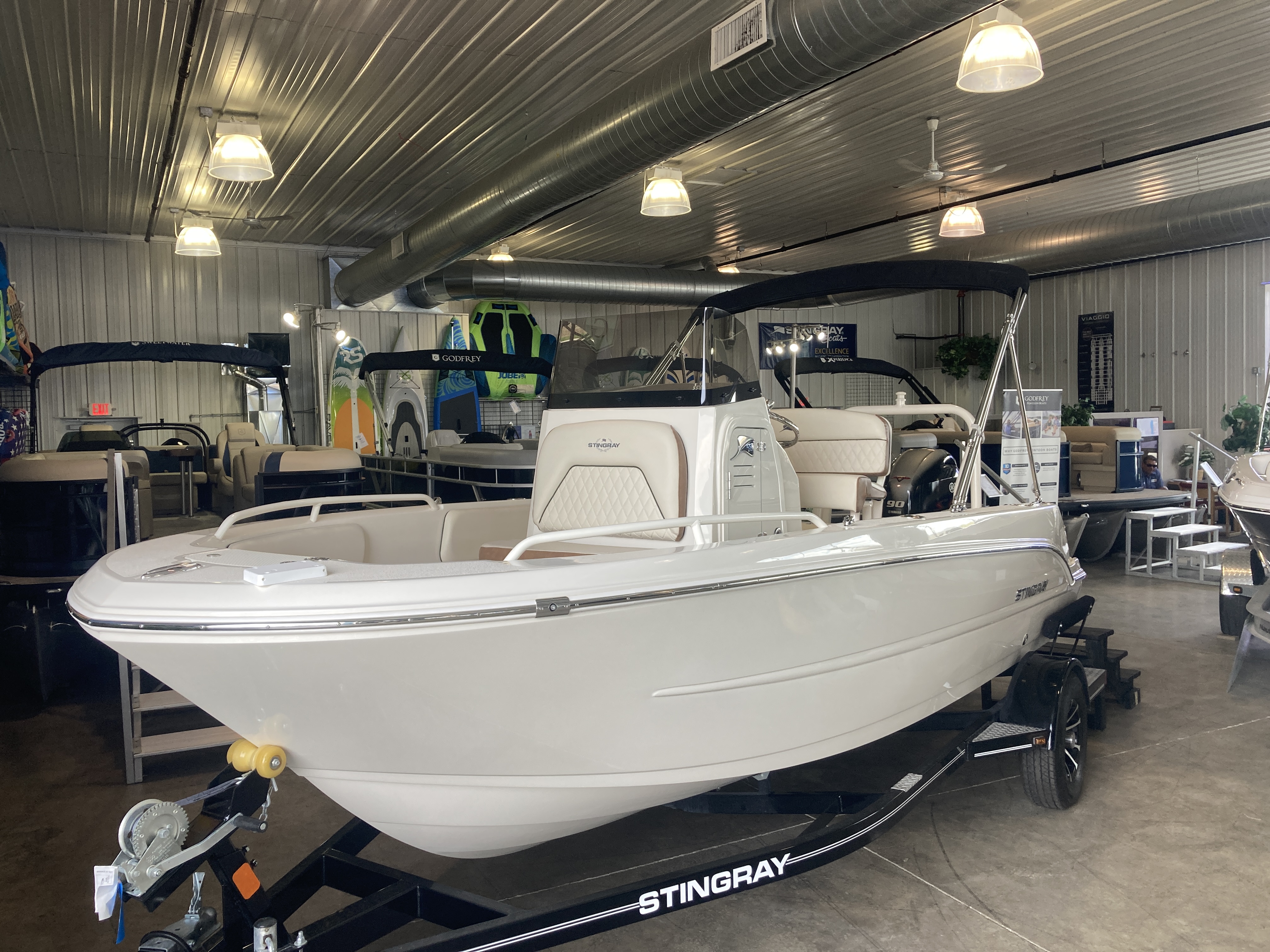 New 2024 Stingray 173 CC, 53072 Pewaukee - Boat Trader